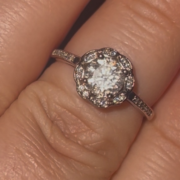 Adjustable Sterling Silver Moissanite Diamond Ring - Picture 4 of 6